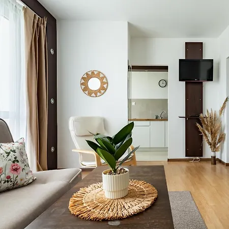 Urban Nest By Bookinghost Apartament *
